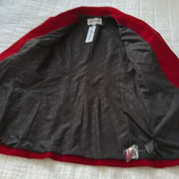 Steve Madden Red Velvet Blazer Jacket Women’s XS NWT Party Holiday Career - Picture 15 of 15
